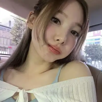 郝依霜